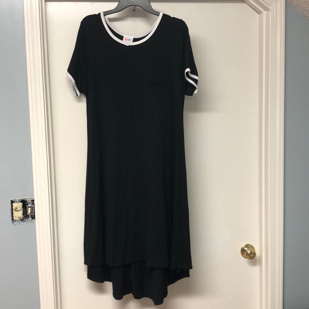 LulaRoe Carly XL black with white